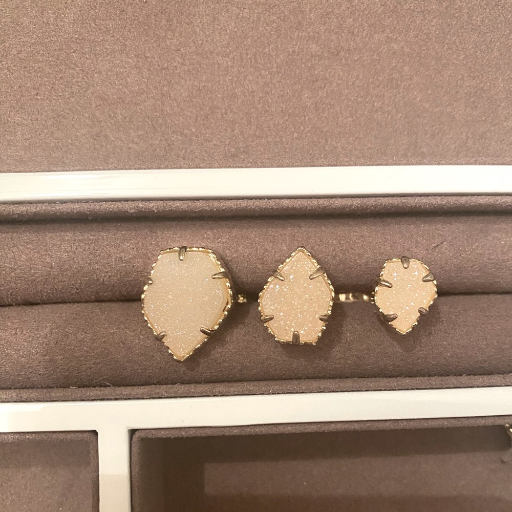 Kendra scott drusy ring
